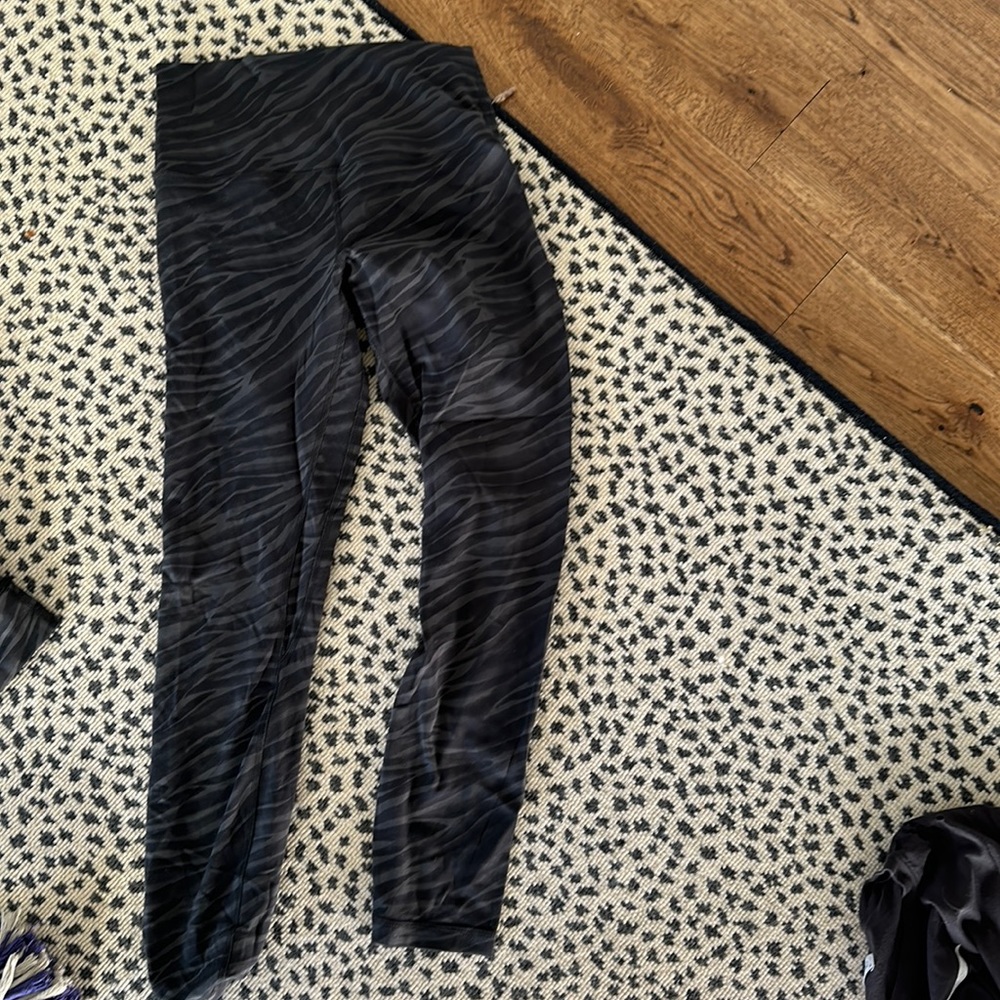 Lululemon Align High Rise leggings 28”